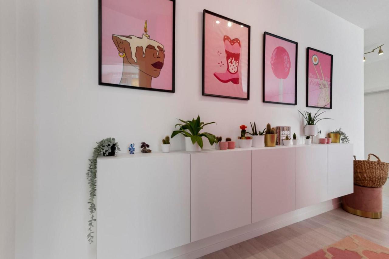 Lam Pink - Jacuzzi - Ac - Ps4 Apartment Bratislava Exterior foto